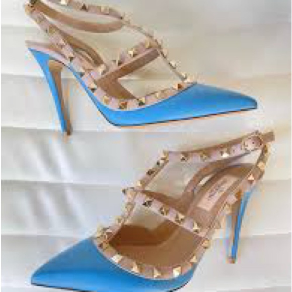 Azure Blue Valentino Rockstud Cage 100 Heels - Rare Shade 38.5 EUC 💙🩵